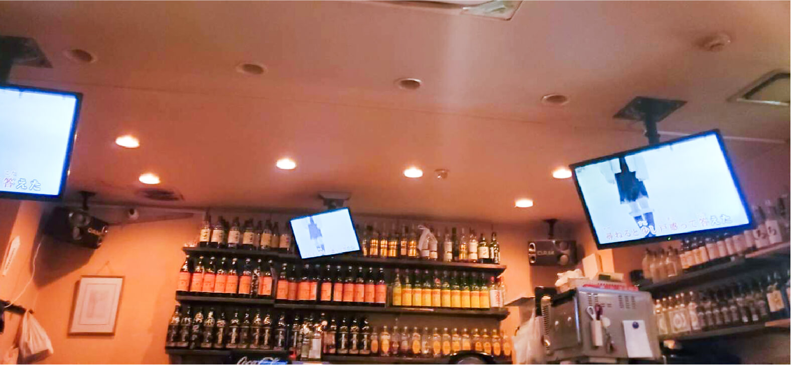 PARIS(パリス)の店内